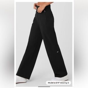 alo High-Waist On Point Moto Trouser